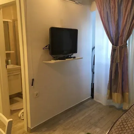 Studio Veranda 10m From The Sea * Opatija